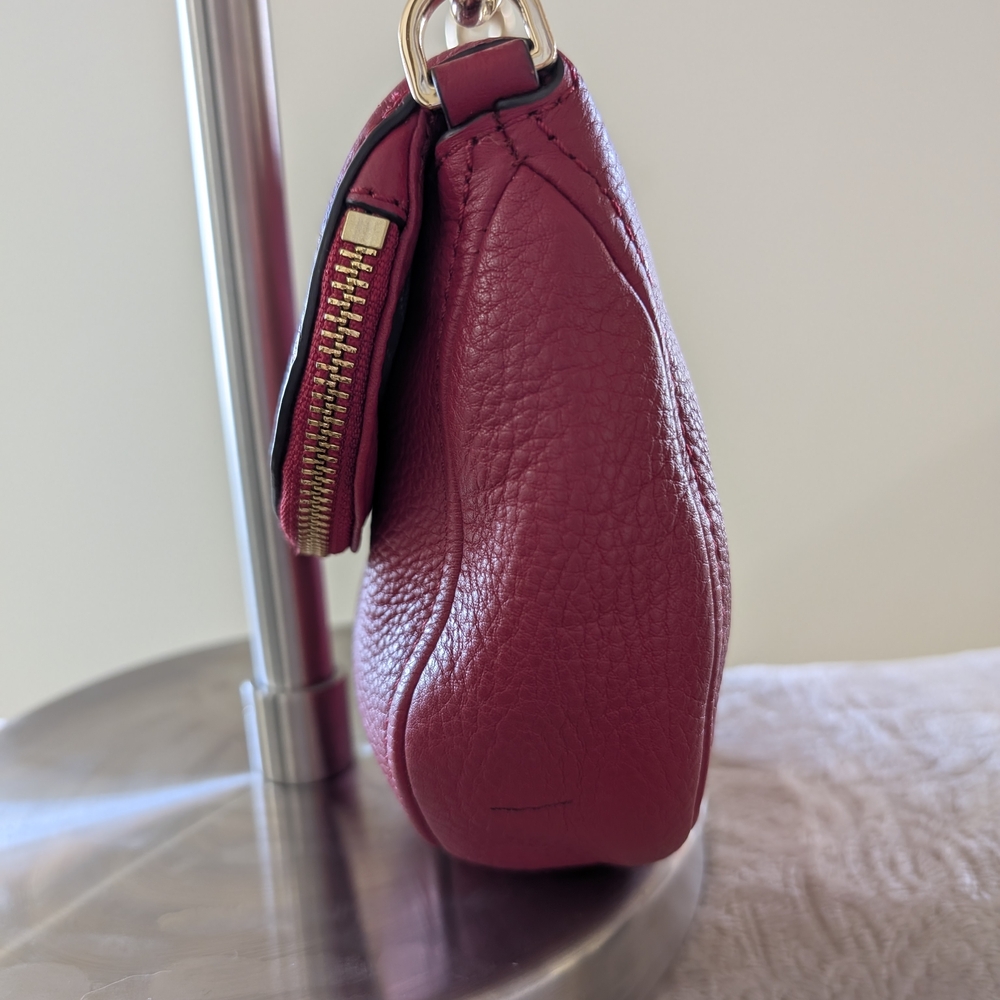 Michael Kors Bedford Red Leather Crossbody Bag - Picture 6 of 15